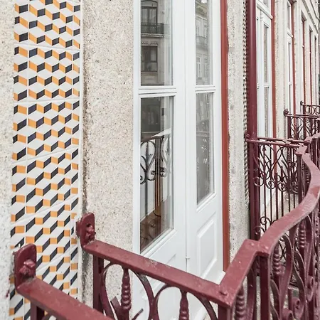 Lovelystay - Porto Windows With Ac By Central Station Exterior photo